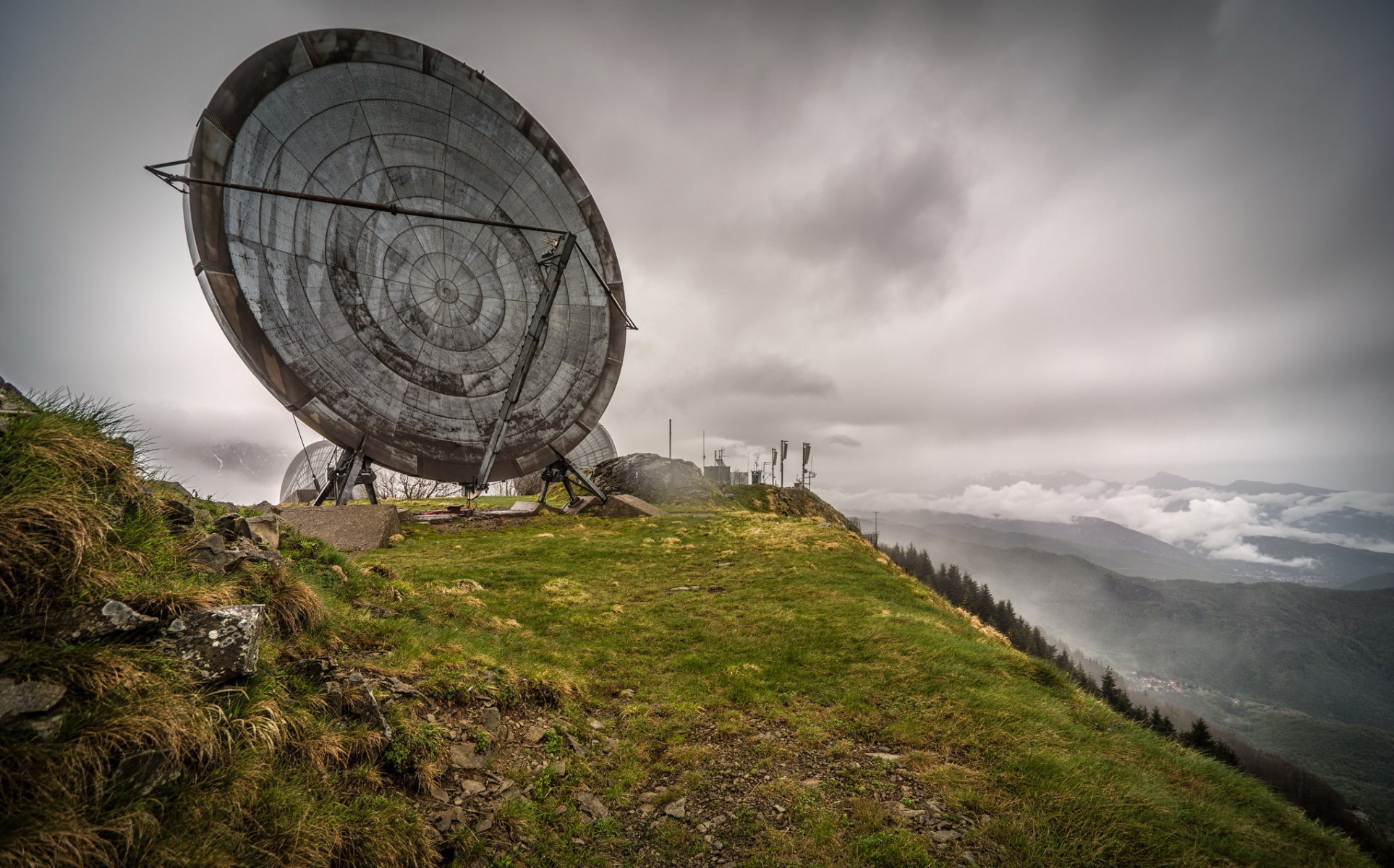 antena góra niebo