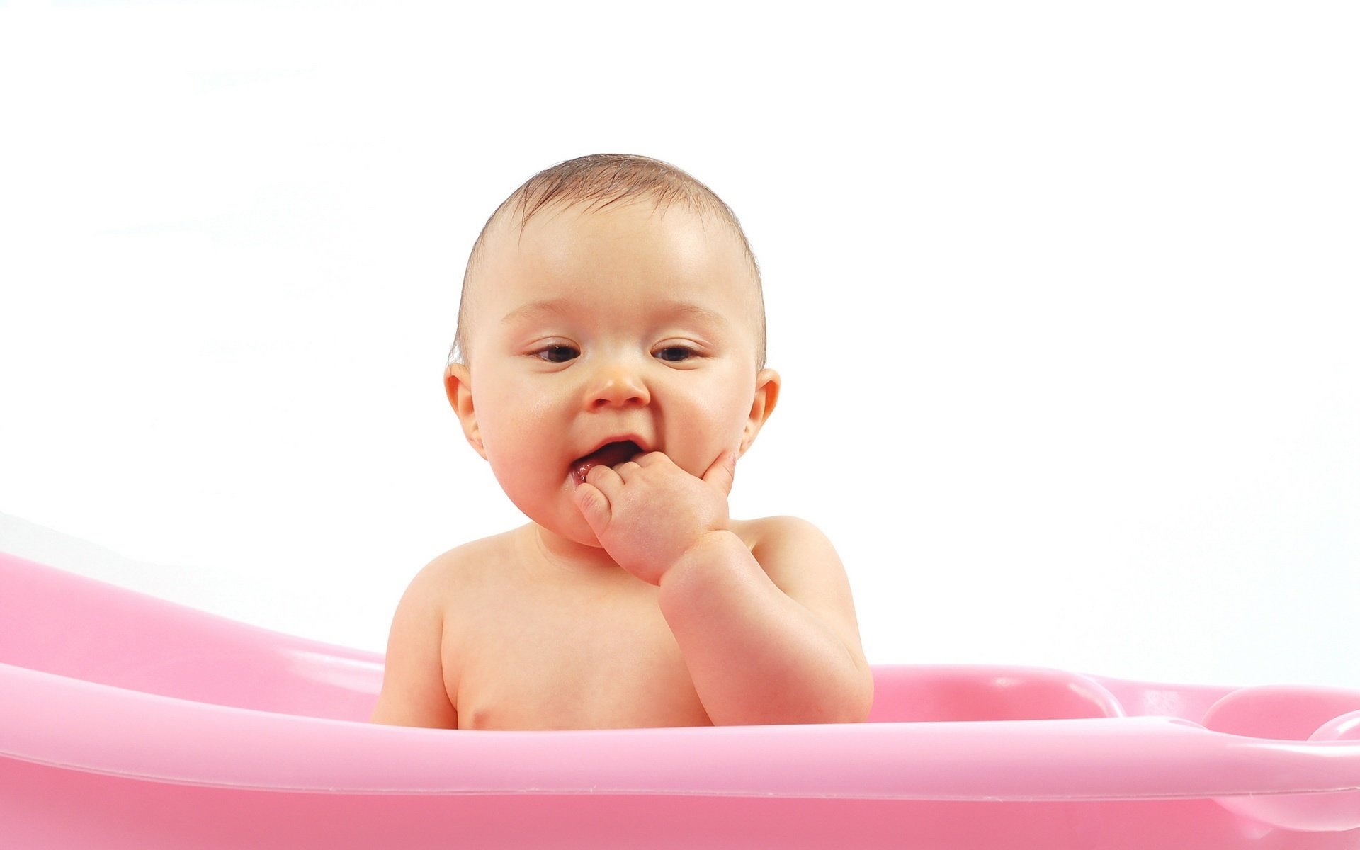 bath fingers in the mouth water treatment look smile portrait face