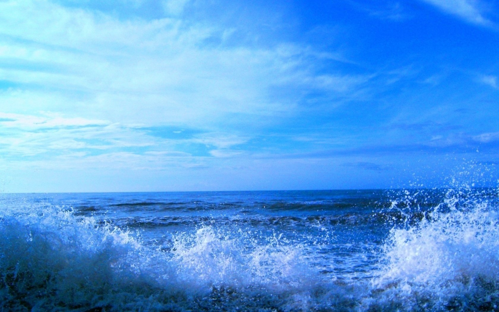 agua azul salpicaduras de agua viento agua cielo surf horizonte mar olas cielo azul agua azul