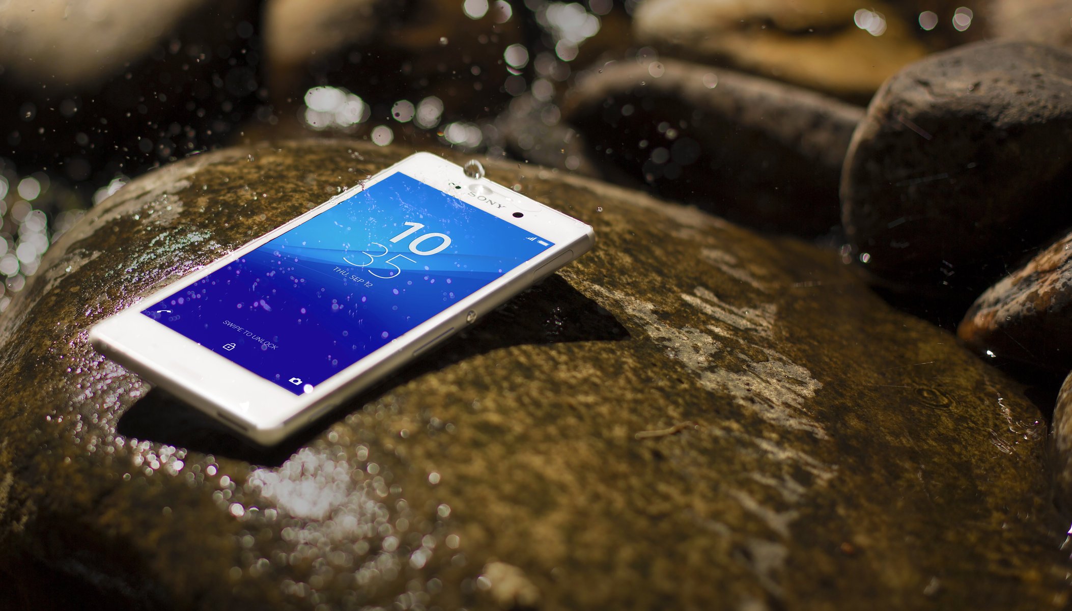 ony xperia m4 aqua smartphone bianco android acqua pietra gocce