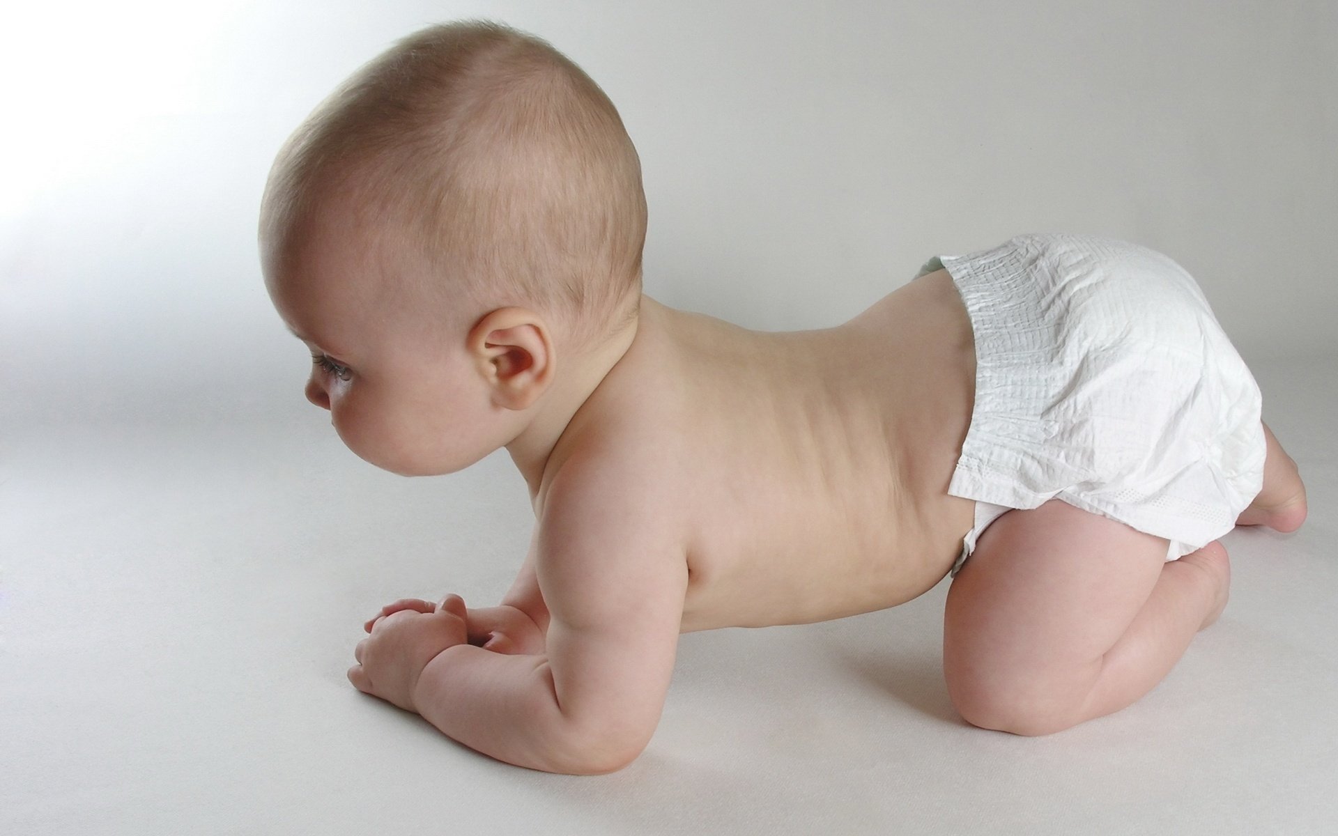 crawling passionate about the process baby baby diaper diaper baby profile crawling