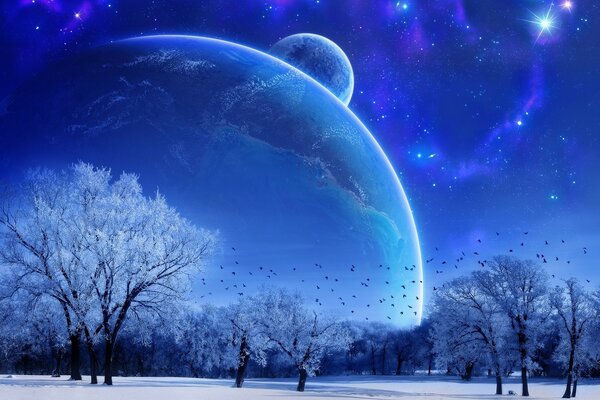 Зимним вечером видна планета на западном небе