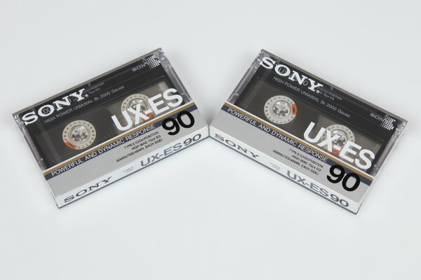 Deux cassettes audio Sony. musique, cassettes