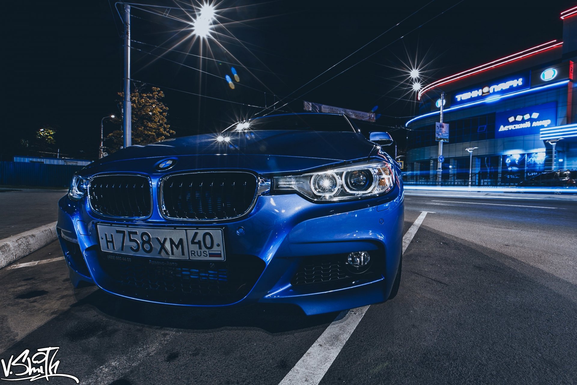 vladimir smith zdjęcia fotograf auto samochód bmw kaługa przed optyka