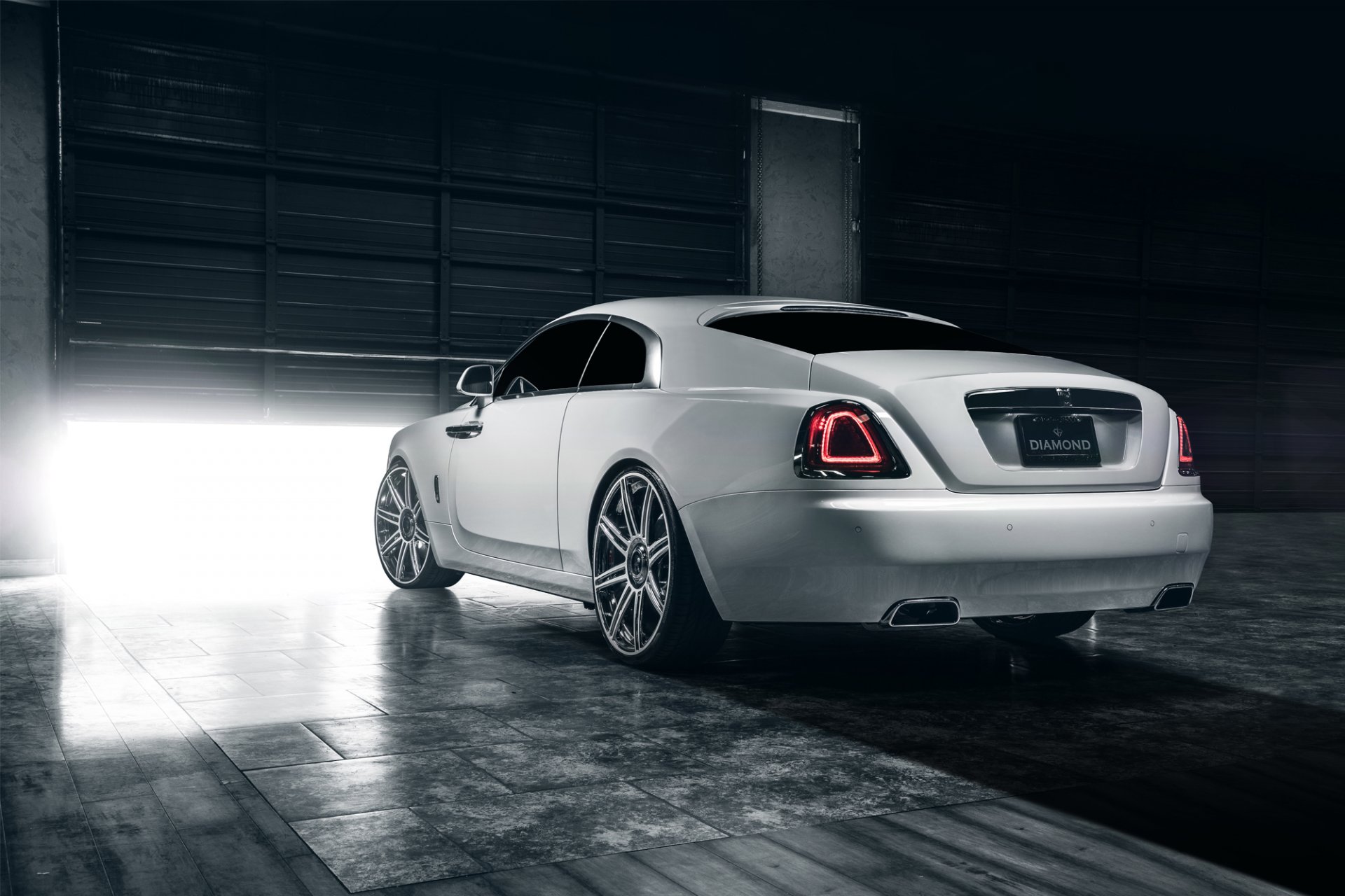 rolls royce wraith car garage a