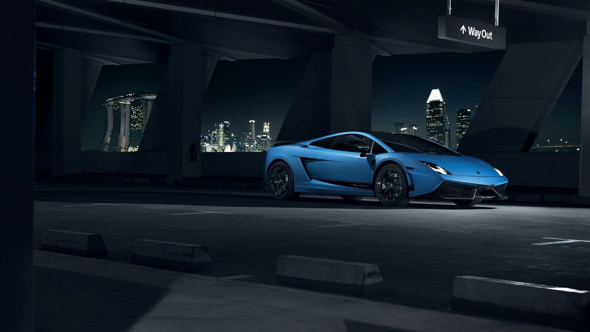 lamborghini gallardo lp570-4 superleggera blau supersportwagen vorne stadt nigth licht