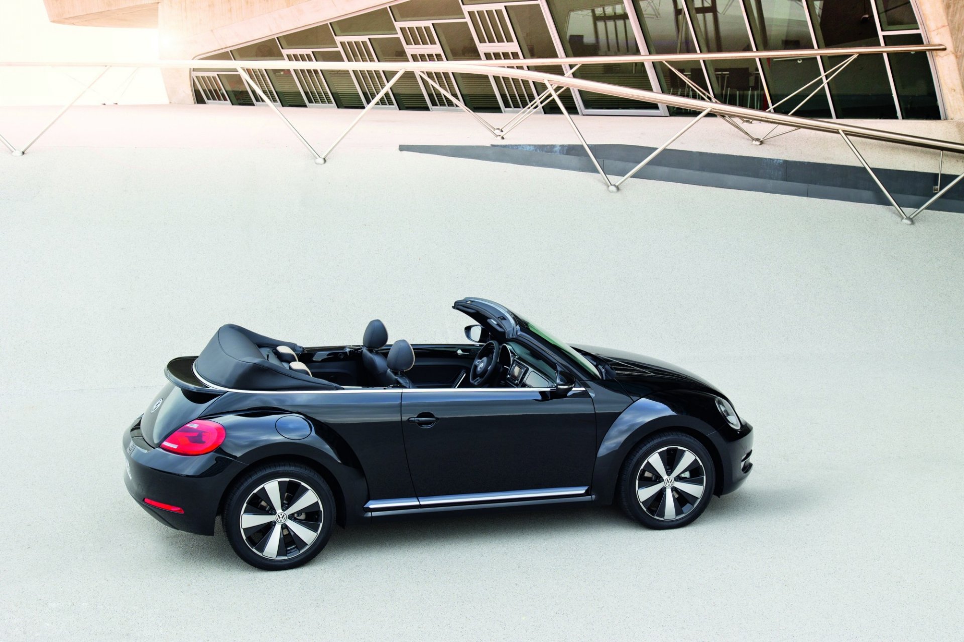 2013 volkswagen beetle cabriolet exclusif vw