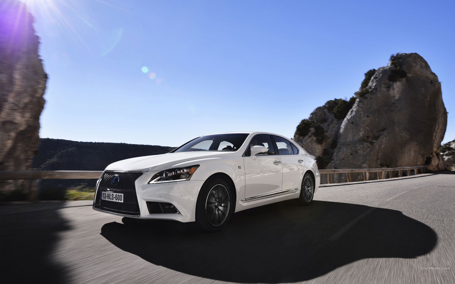 lexus ls-eu machine white day in motion highlight shadow sedan road