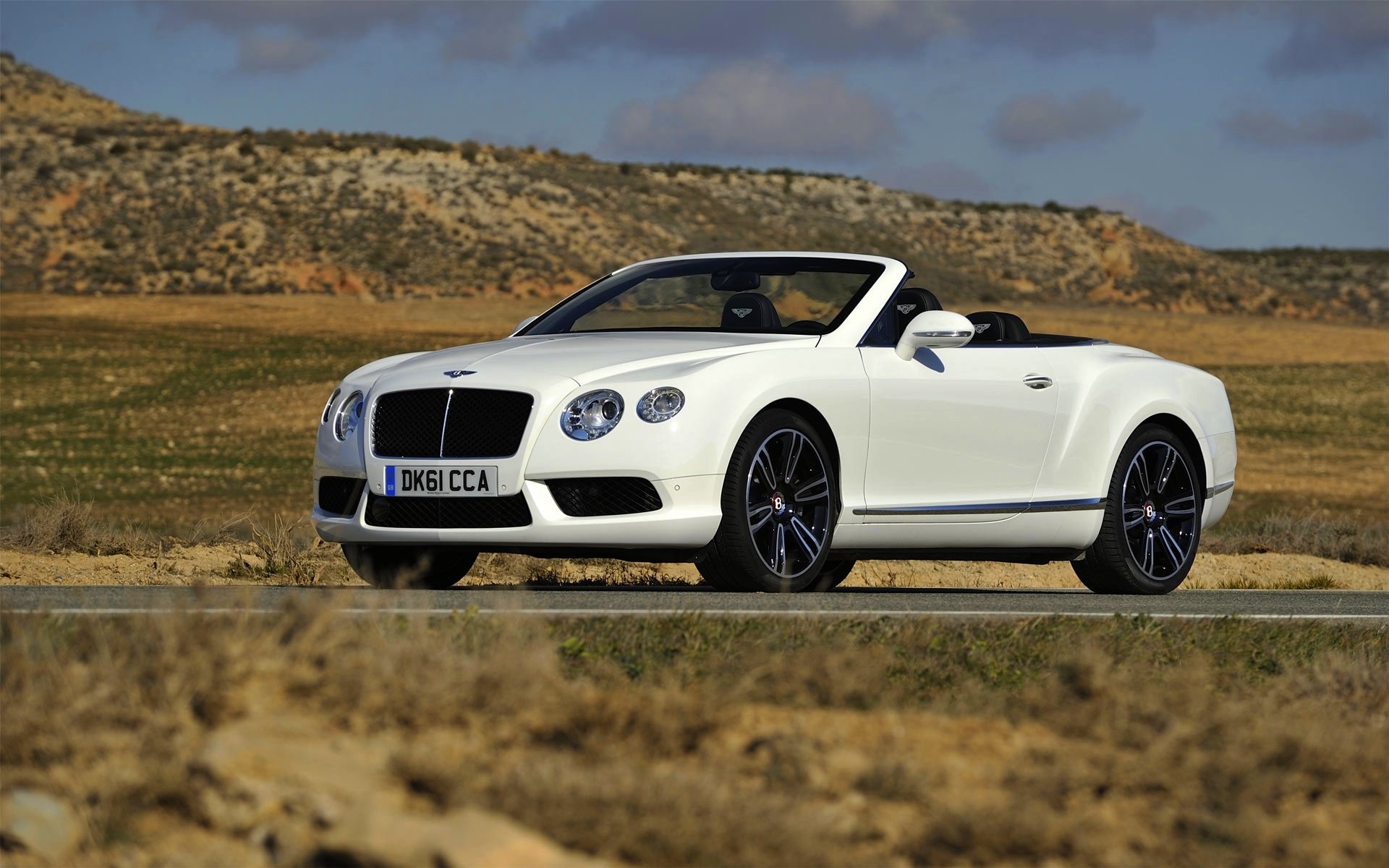 bentley continental gtc bianco anteriore convertibile fari