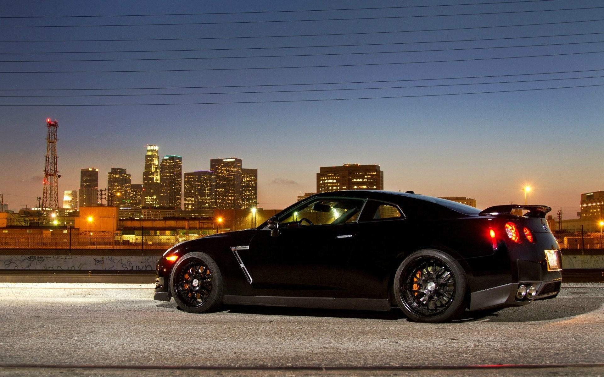 nissan gtr r35 noir supercar ville lumières