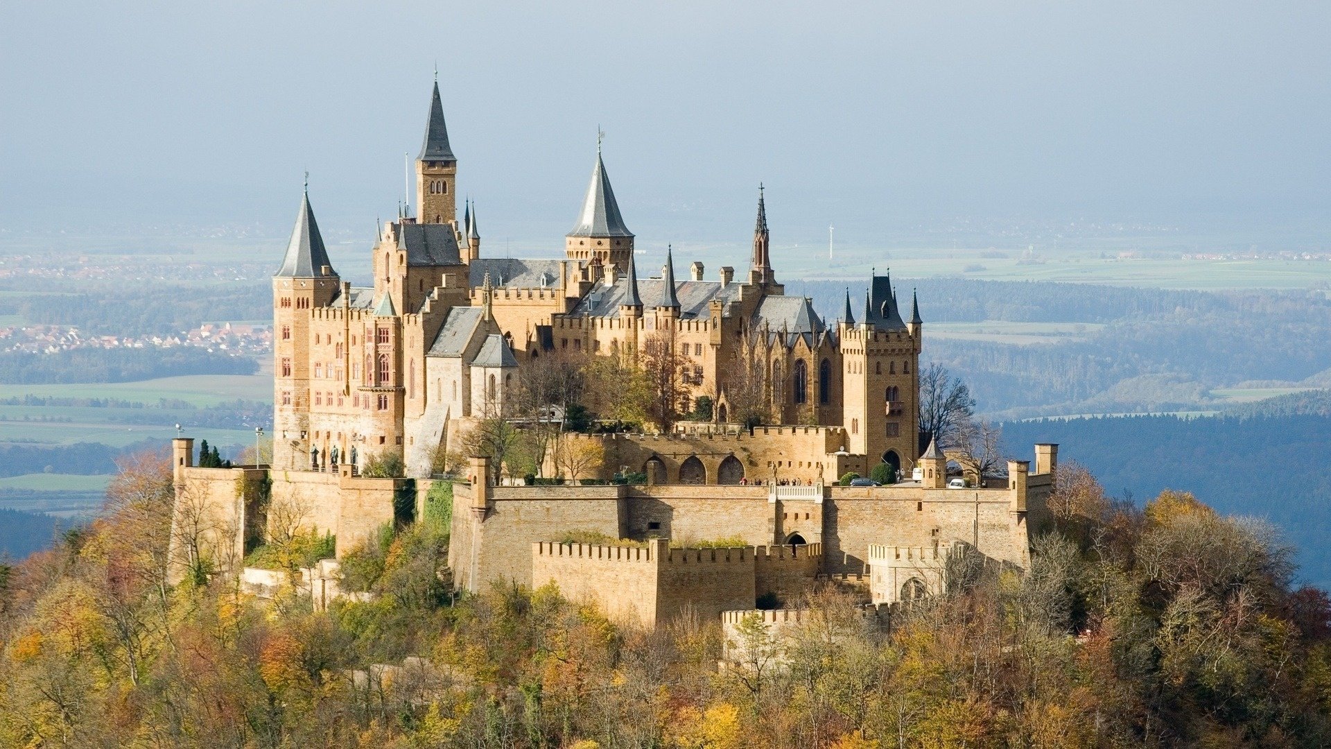 schloss hügel herbst architektur ansicht wände bäume himmel