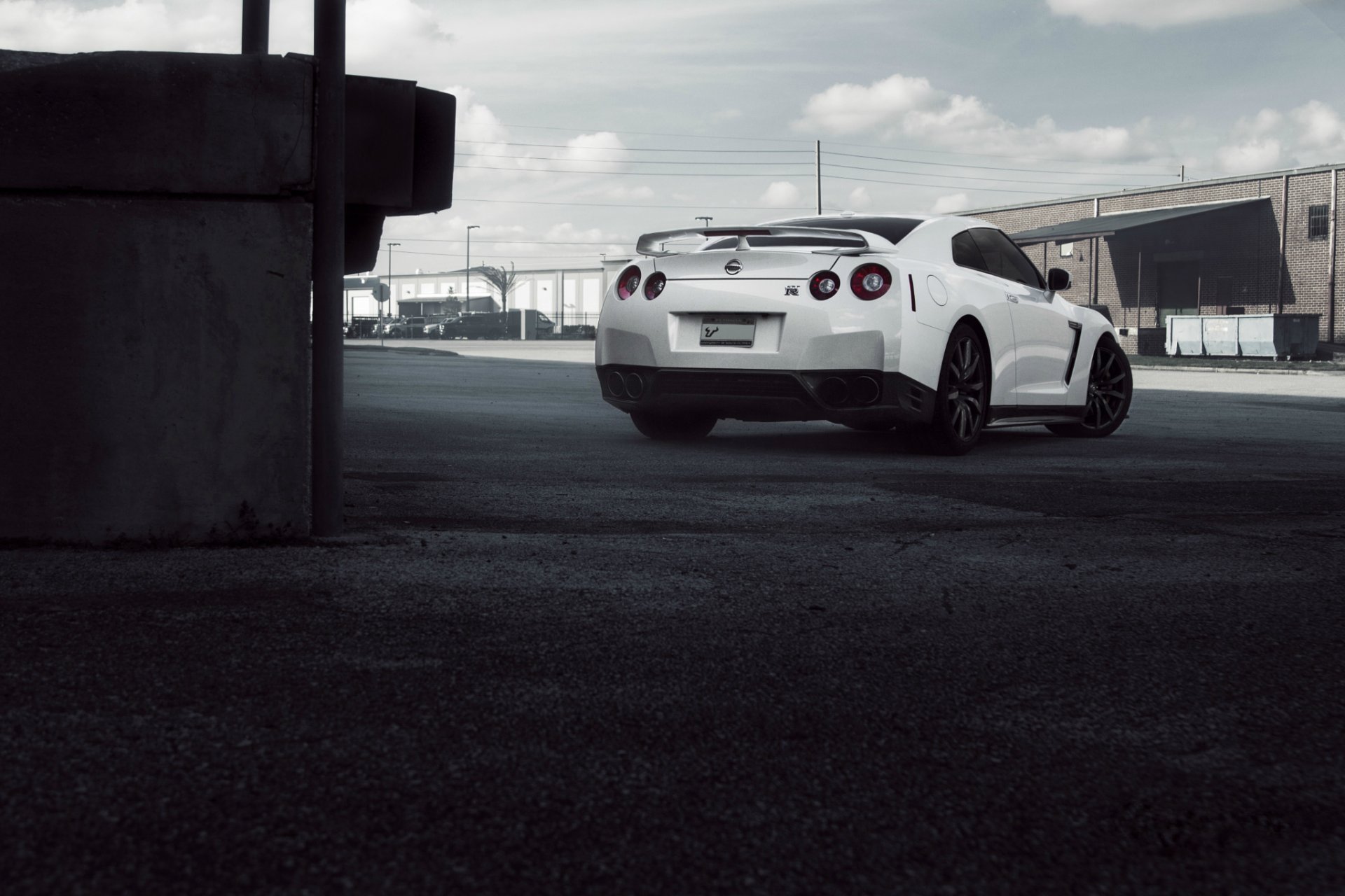 nissan gtr nissan gtr nissan gtr r35 urban city cars natural light speed car sky cloud