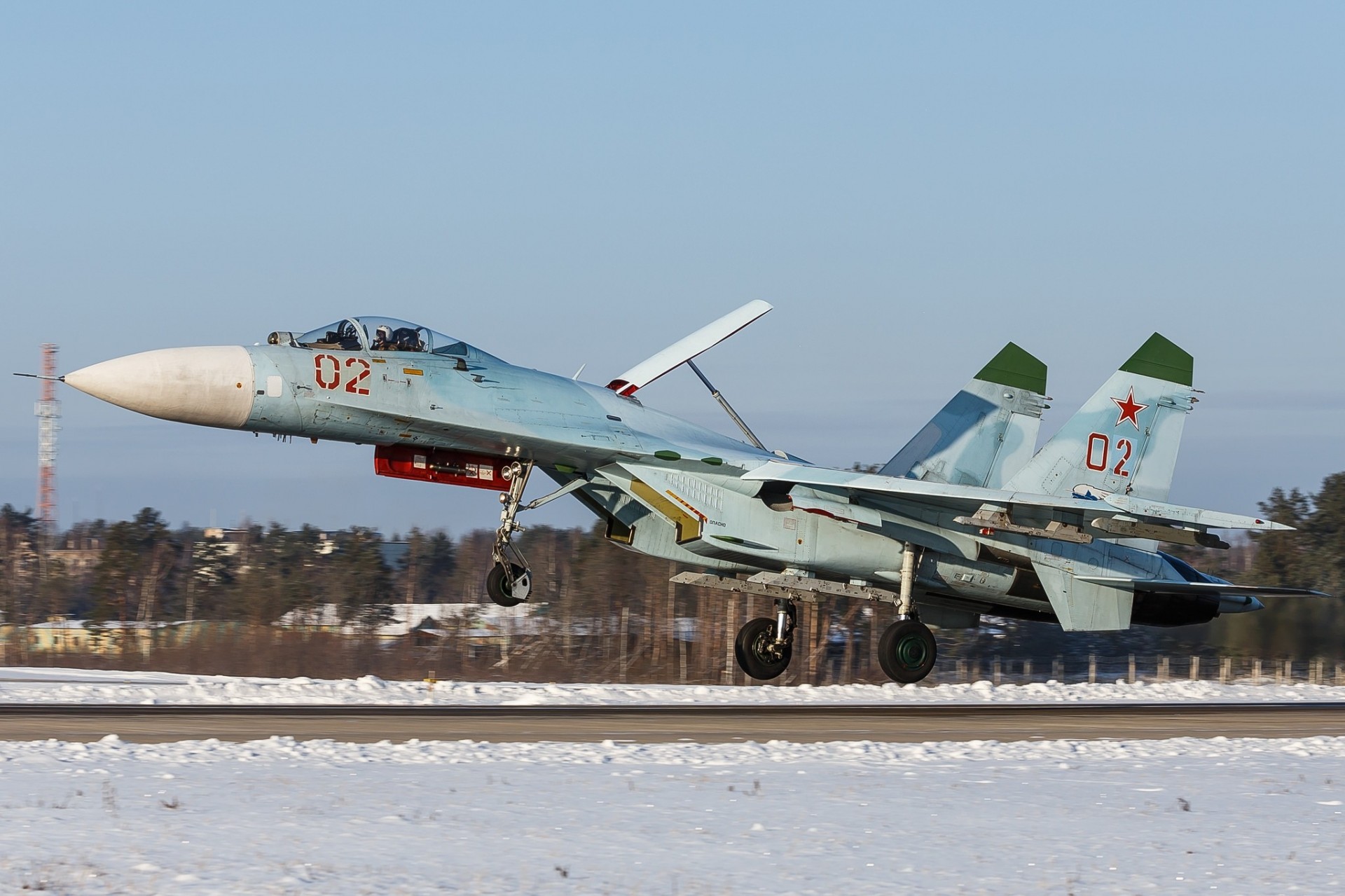 chasseur su-27 décollage