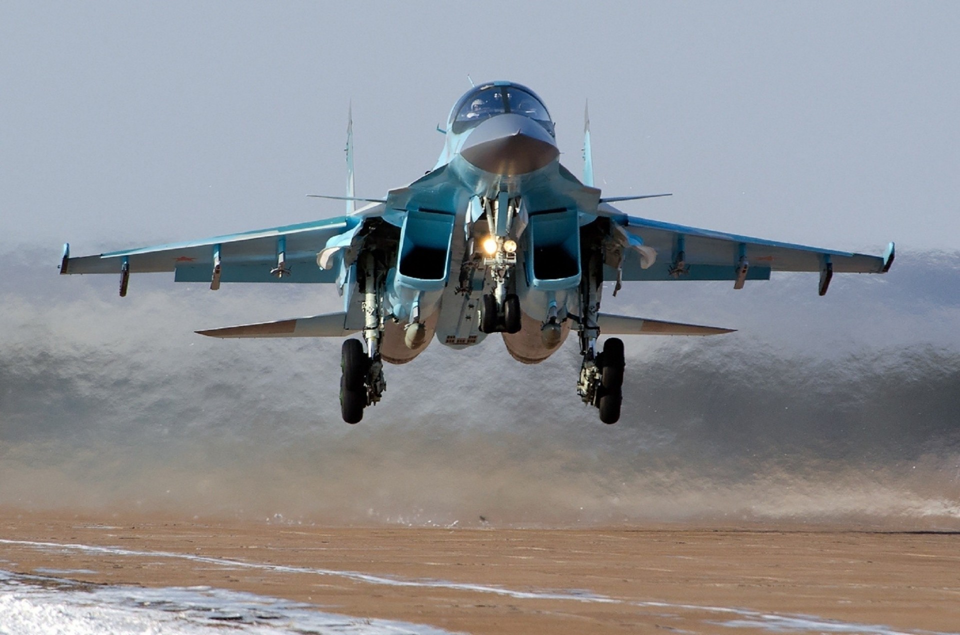 su-34 bombardero despegue