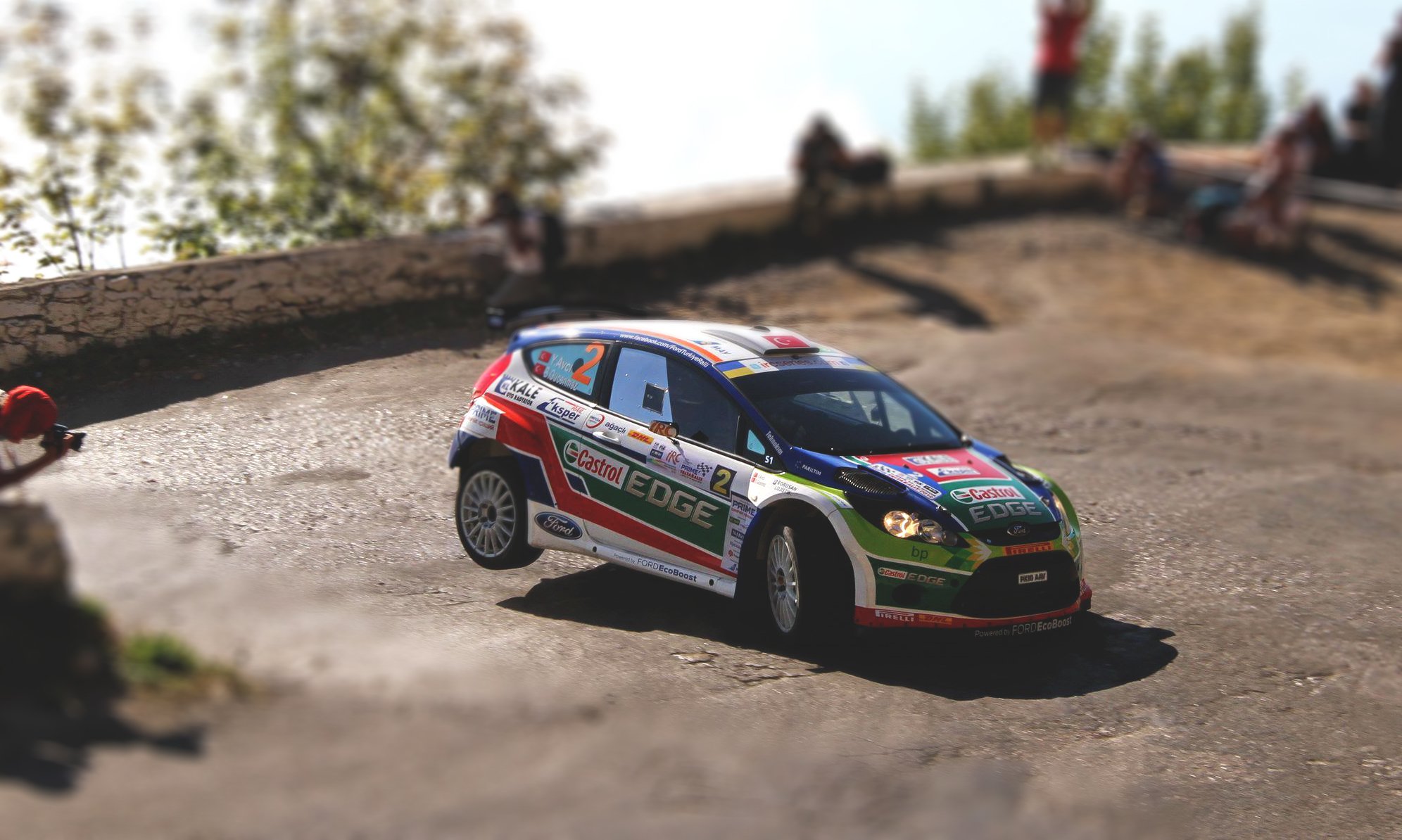 ford fiesta wrc rally rally deporte carrera auto giro asfalto