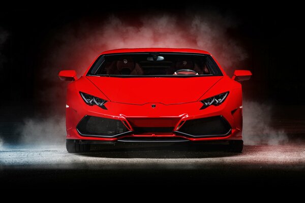 Agressif rouge Lamborghini vue de face