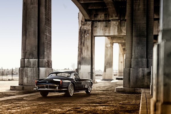 California. black ferrari 250 gt spyder passo lungo 1959. rear view