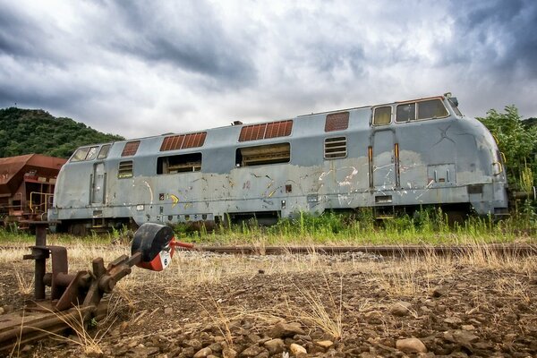 Le train blindé arrêté pour vérification