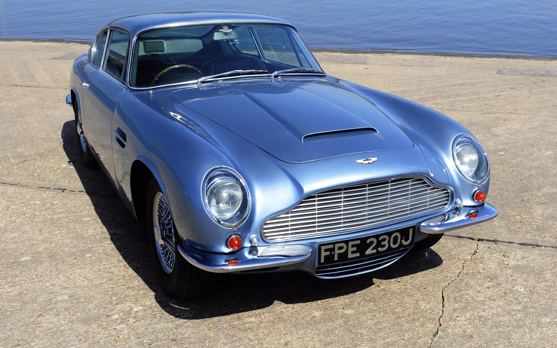 aston martin db6 1969 aston martin front