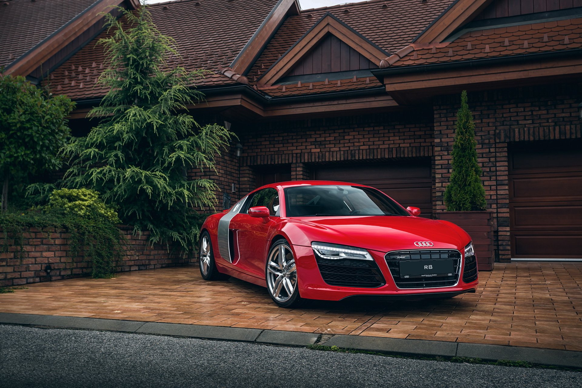 audi r8 rouge maison garage