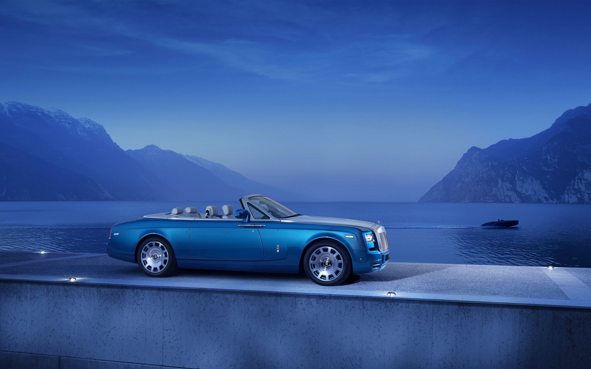 rolls-royce phantom drophead coupe waterspeed collection samochód łódź