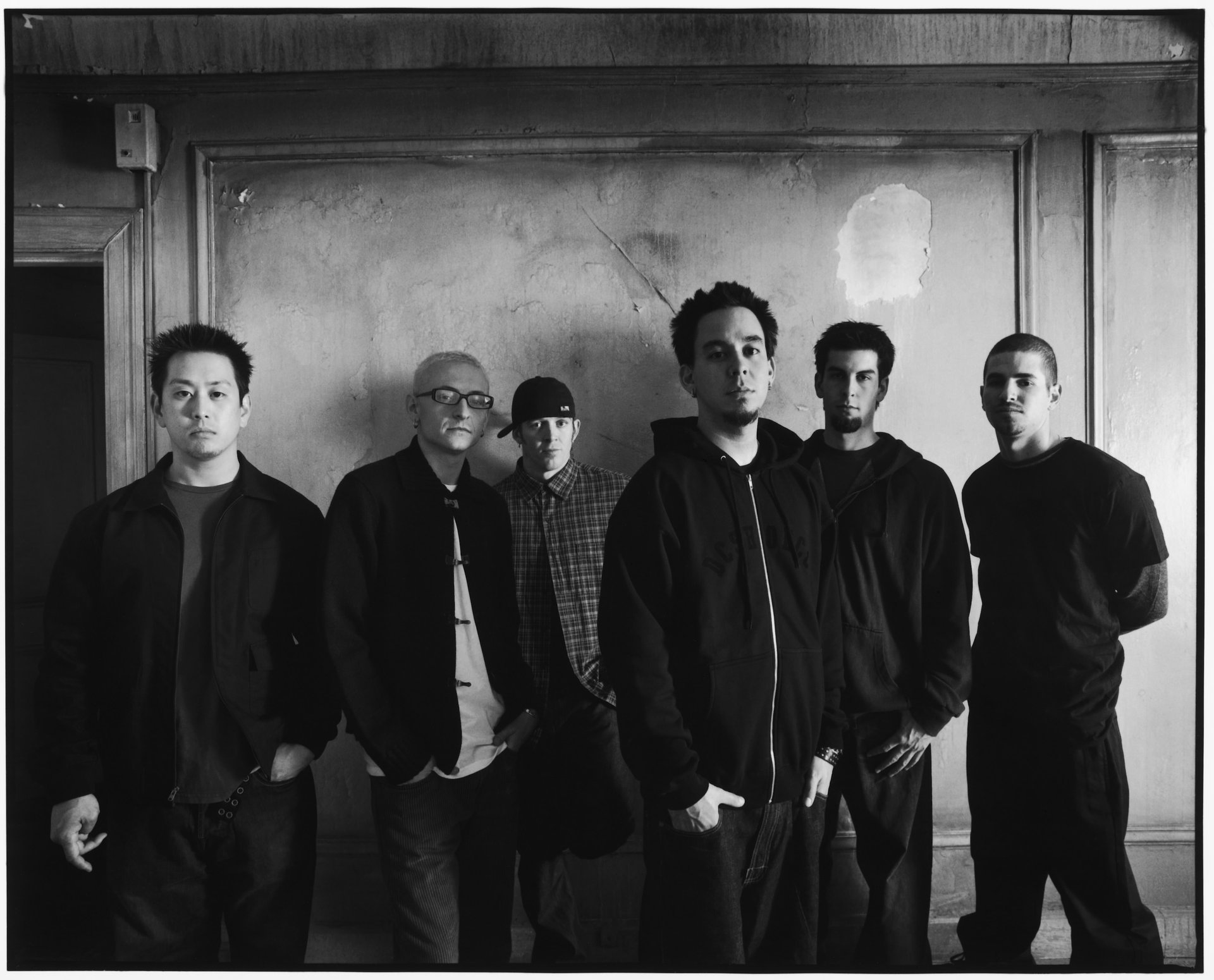 linkin park black and white wallpaper men the team