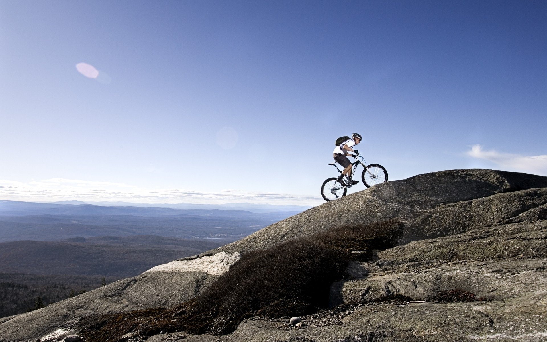 bicicleta fieltro cross-country uphill fuerza de voluntad montaña altitud deportes pasarela cielo montaña terreno paisaje ciclismo ciclista paisaje