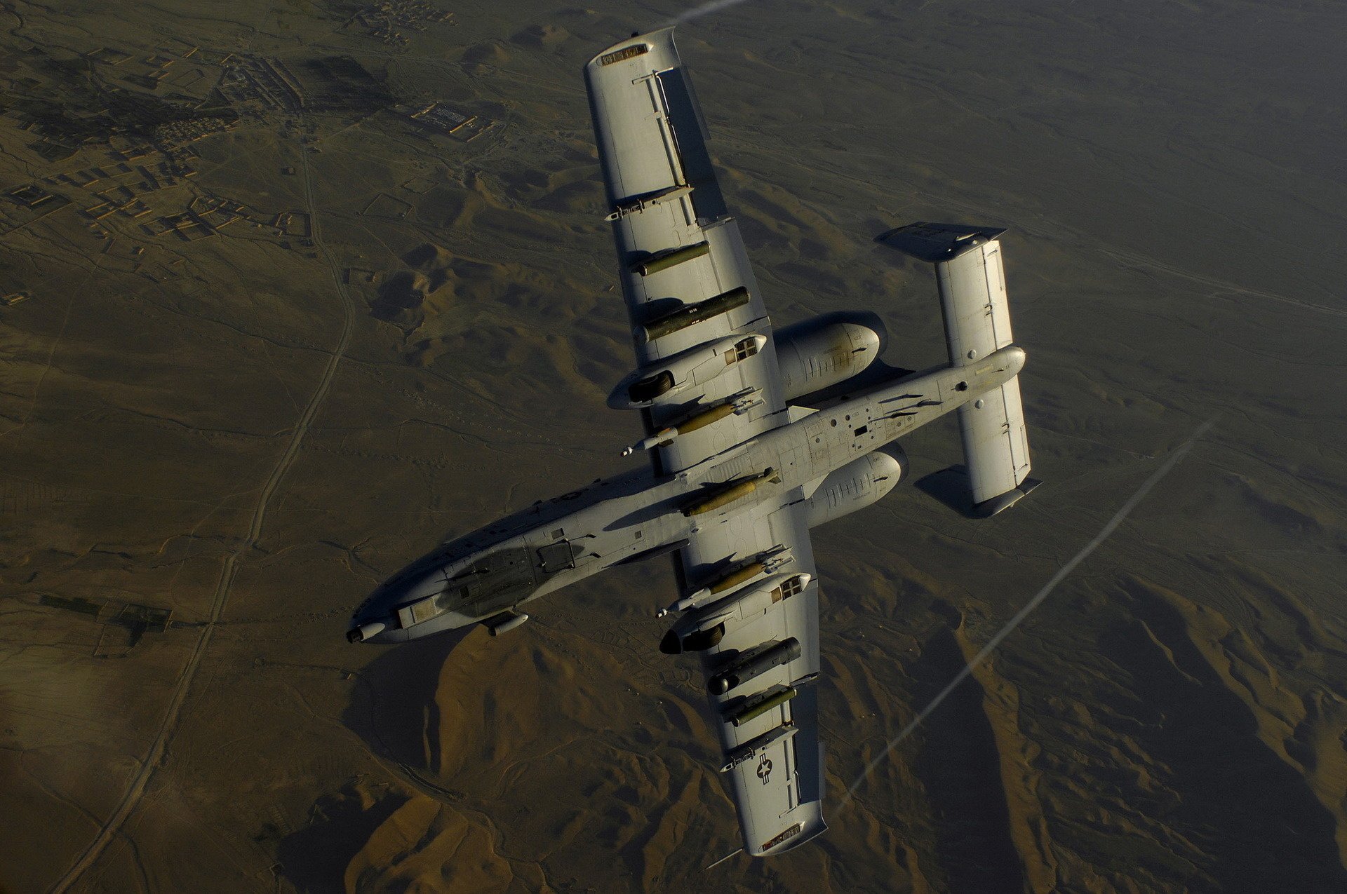 aereo a-10 fulmine 2 bombardiere usa equipaggiamento militare aviazione militare aviazione trasporto trasporto aereo