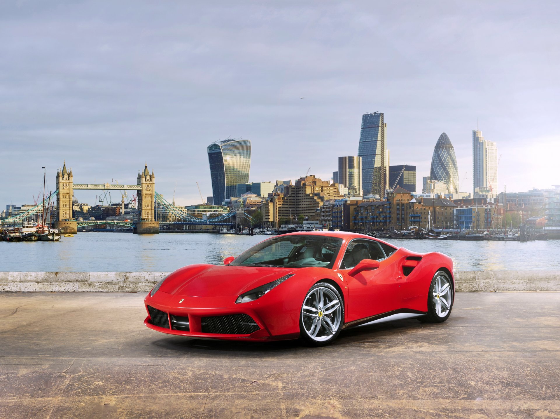 2015 ferrari 488 gtb ferrari supersamochód czerwony