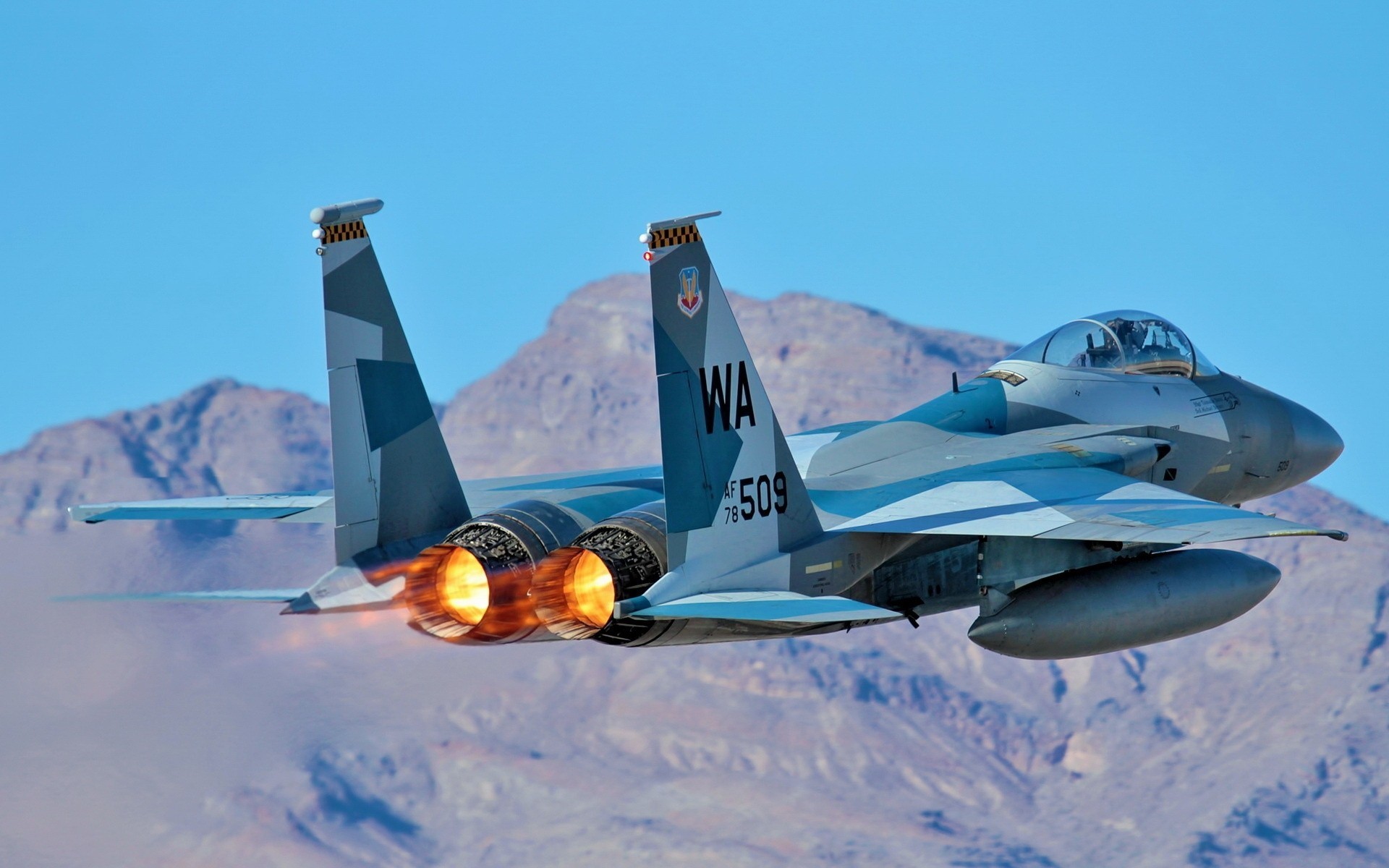 plane weapon f15