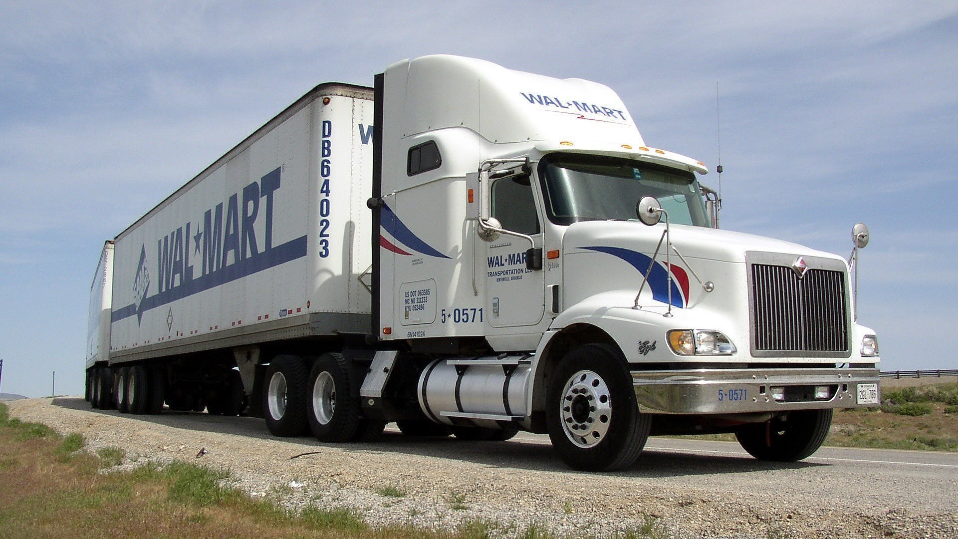 truck trucks semi road train vehicles road photo