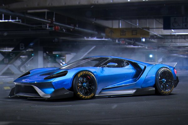 Azul de carreras de Ford en la pista