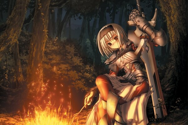 Forêt avec un feu de camp qui réchauffe la jeune fille guerrière