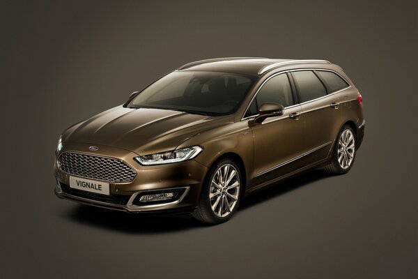 Ford Vignale auf grauem neutralem Hintergrund