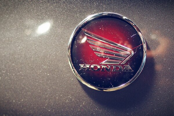 Honda motorcycle icon close-up