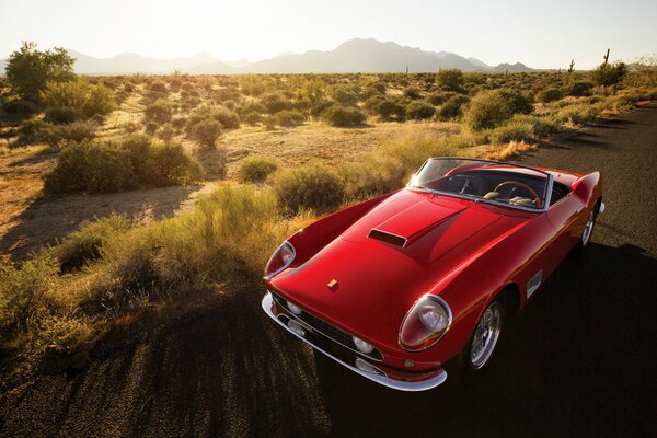 El Ferrari de 1958 recorre California