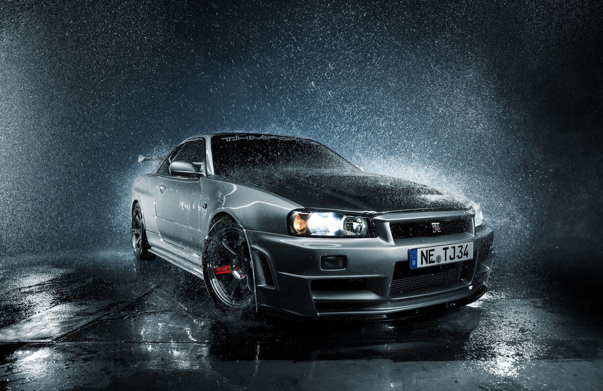 nissan skyline r34 gtp silber front wolf wassertröpfchen