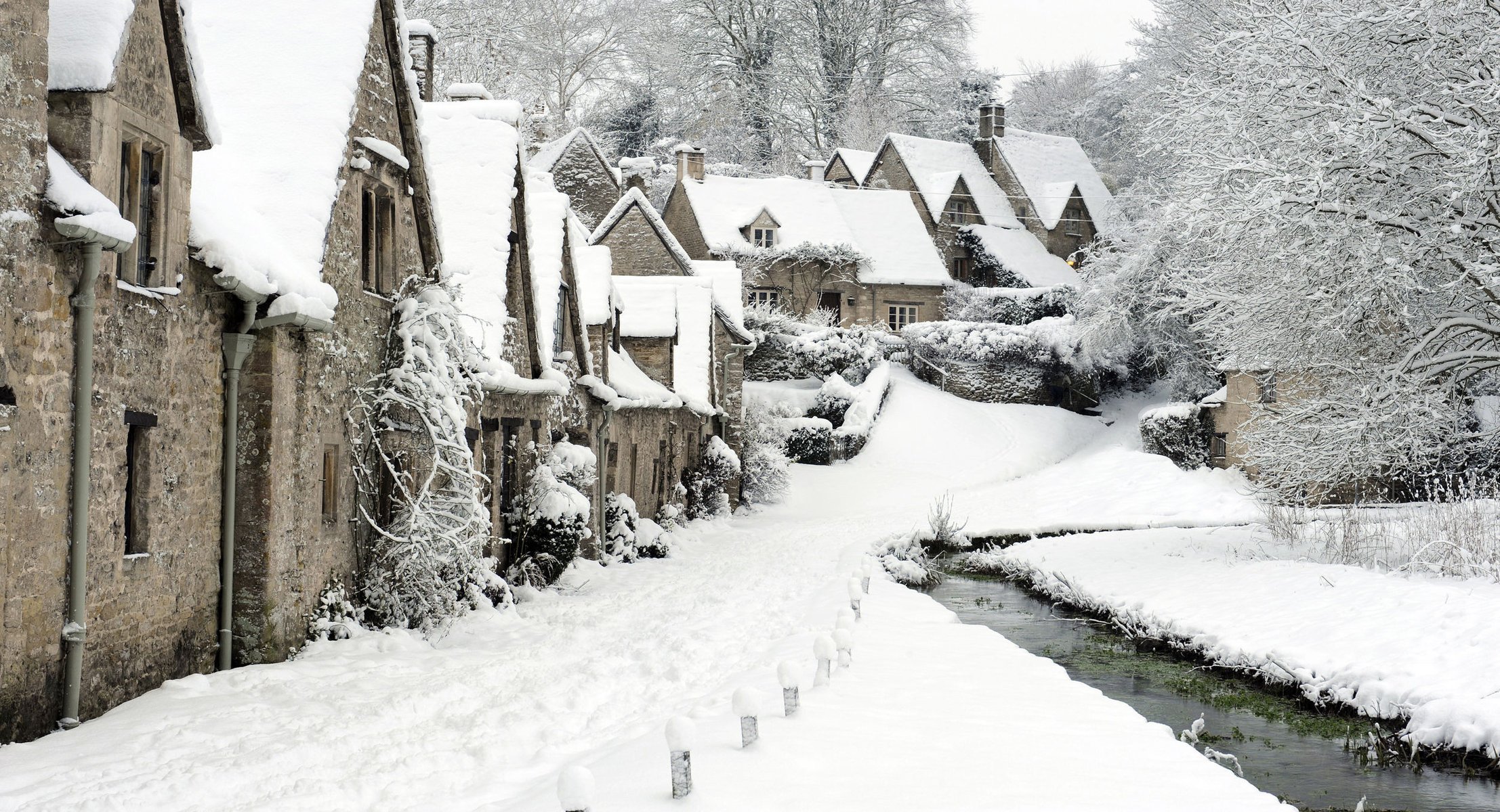 bibury invierno nieve aldea inglaterra