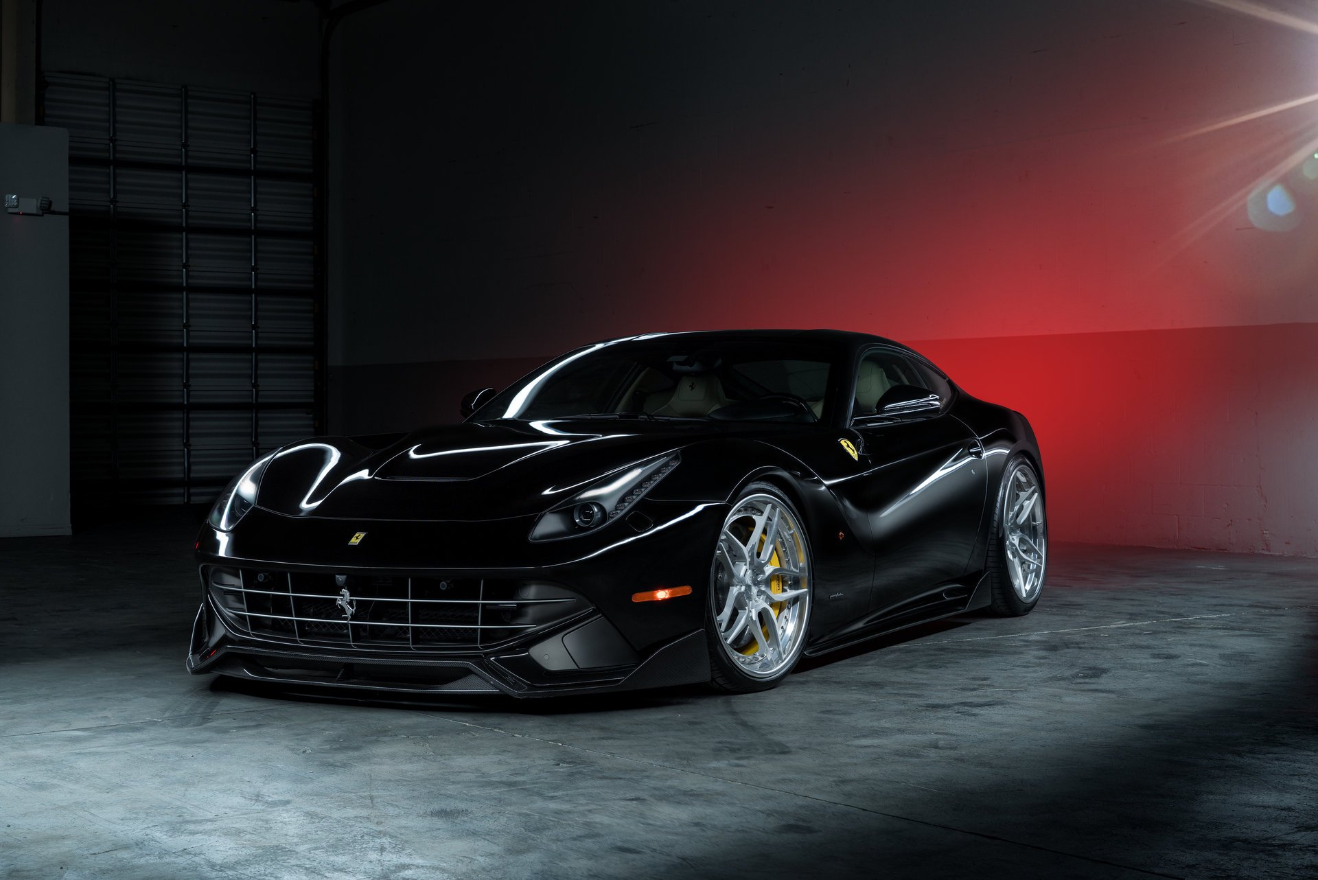 ferrari f12 berlinetta räder schwarz macht supersportwagen licht vorne