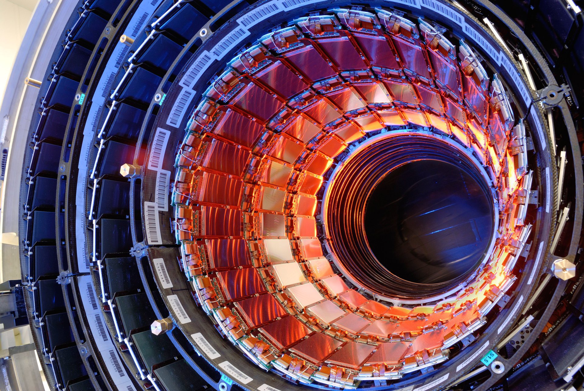 collider hadron hadron collider ogrom korabil grande grande energia