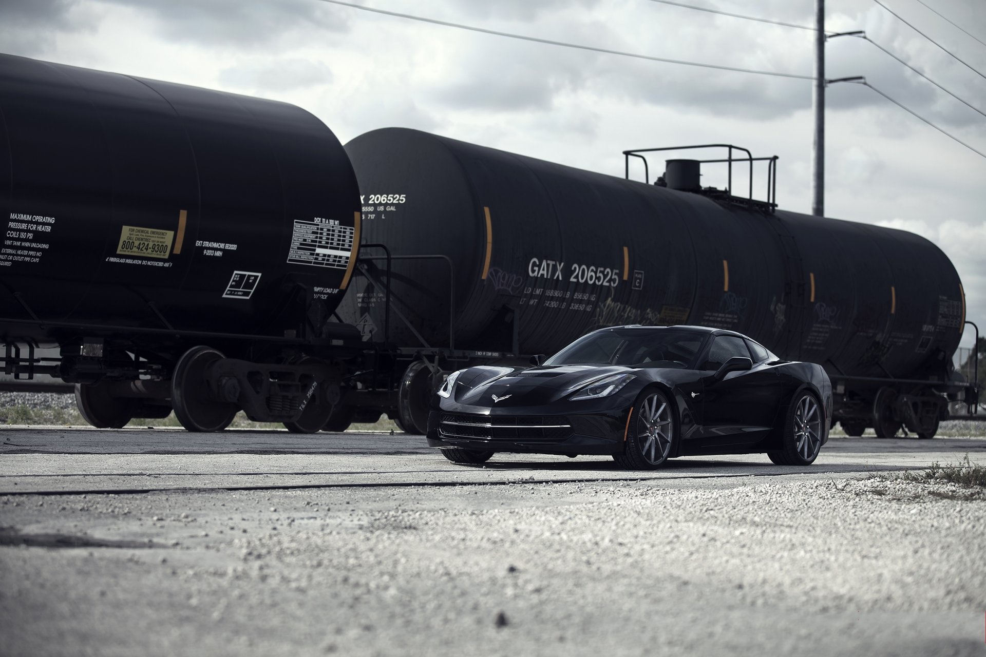 chevrolet c7 corvette stingray negro chevrolet corvette vista frontal cielo nubes reflexión