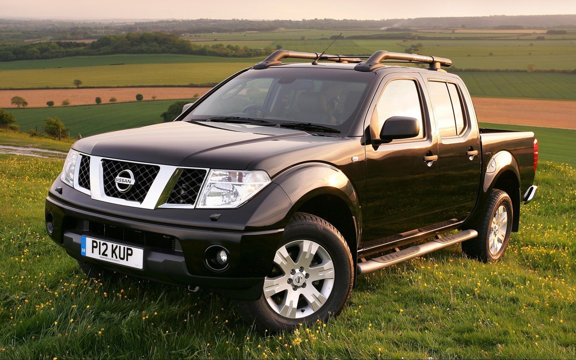 nissan navara double cab nissan pick-up paysage