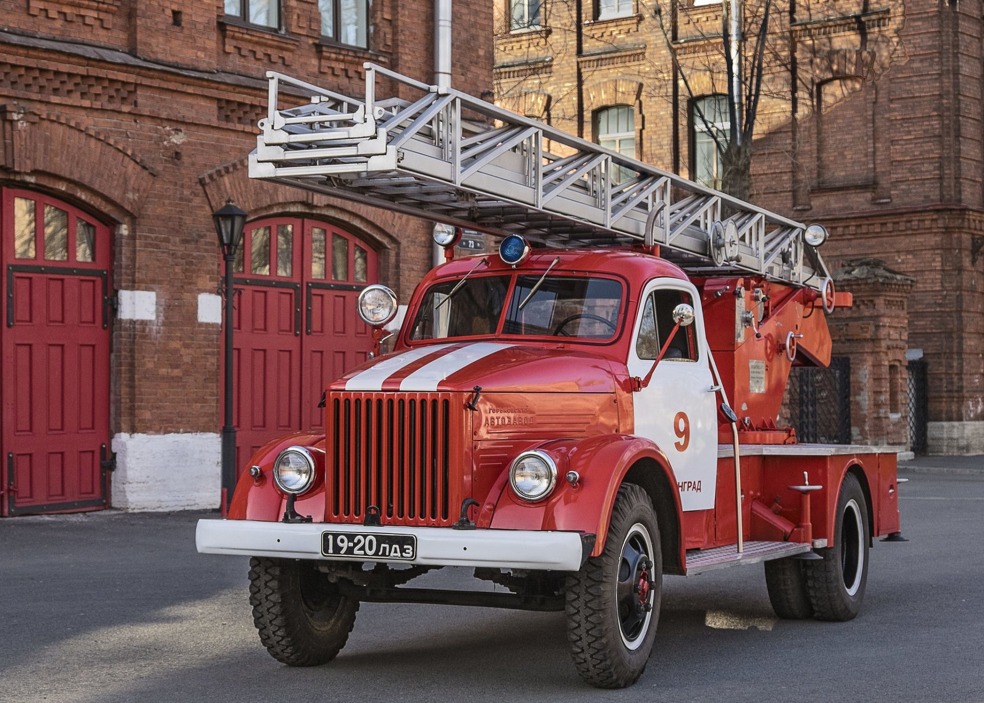 gaz-51 soviet fire machine