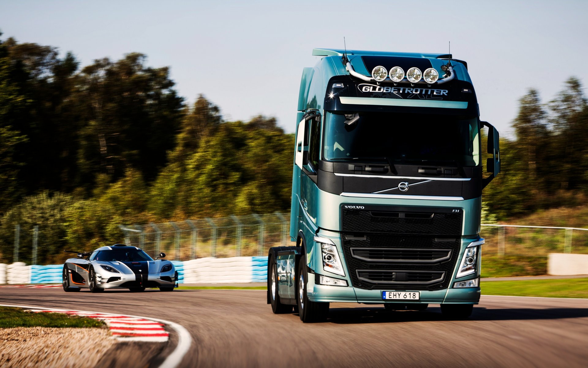 volvo volvo fh koenigsegg uno : 1