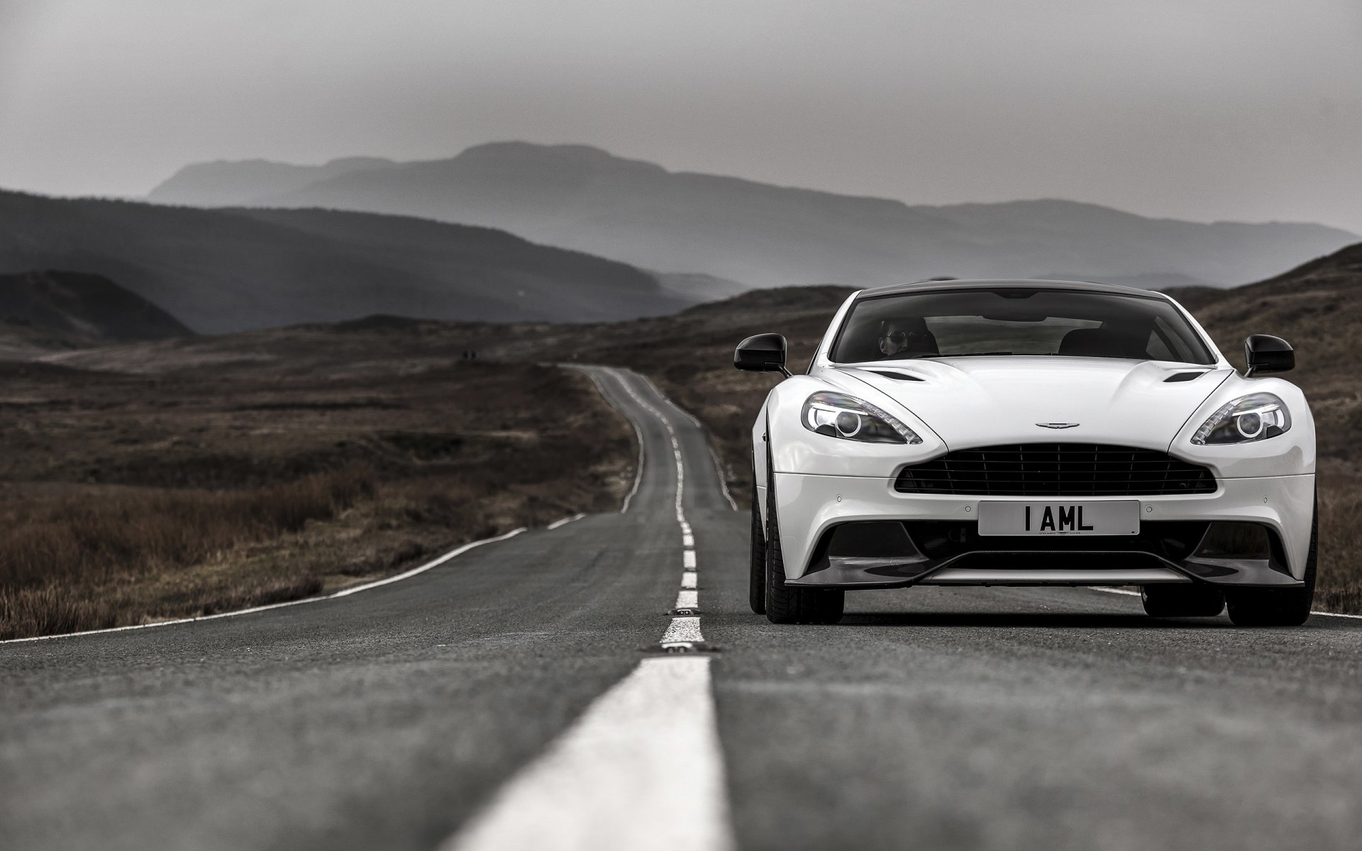 2014 aston martin vanquish углерода белый великобритания-spec астон мартин ванквиш