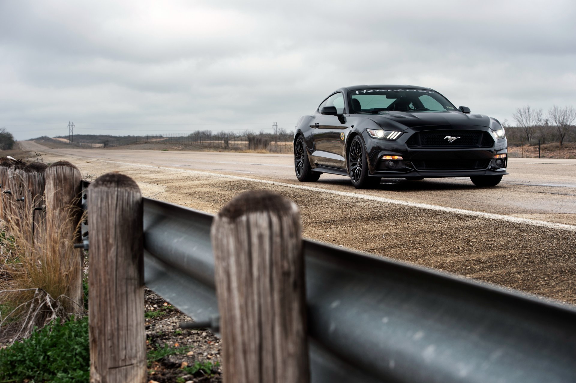 2015 г. hennessey форд мустанг gt hpe700 перегруженный