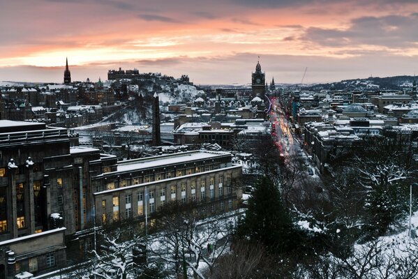 View of the evening Scottish Edinburgh with a view of the city streets