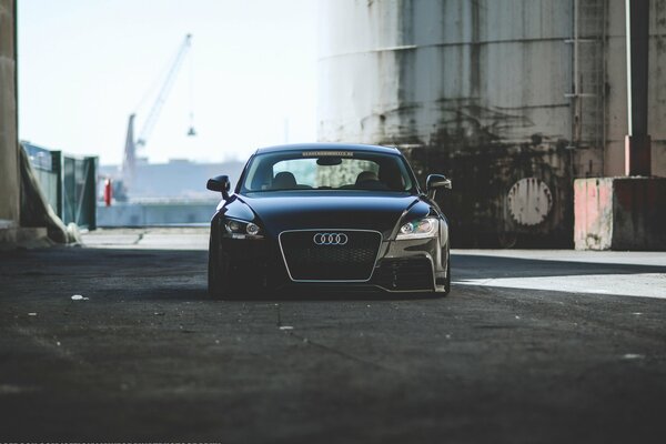 Audi tt noire sur Jantes Vossen