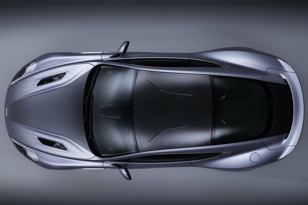 Samochód Aston Martin Vanquish widok z góry
