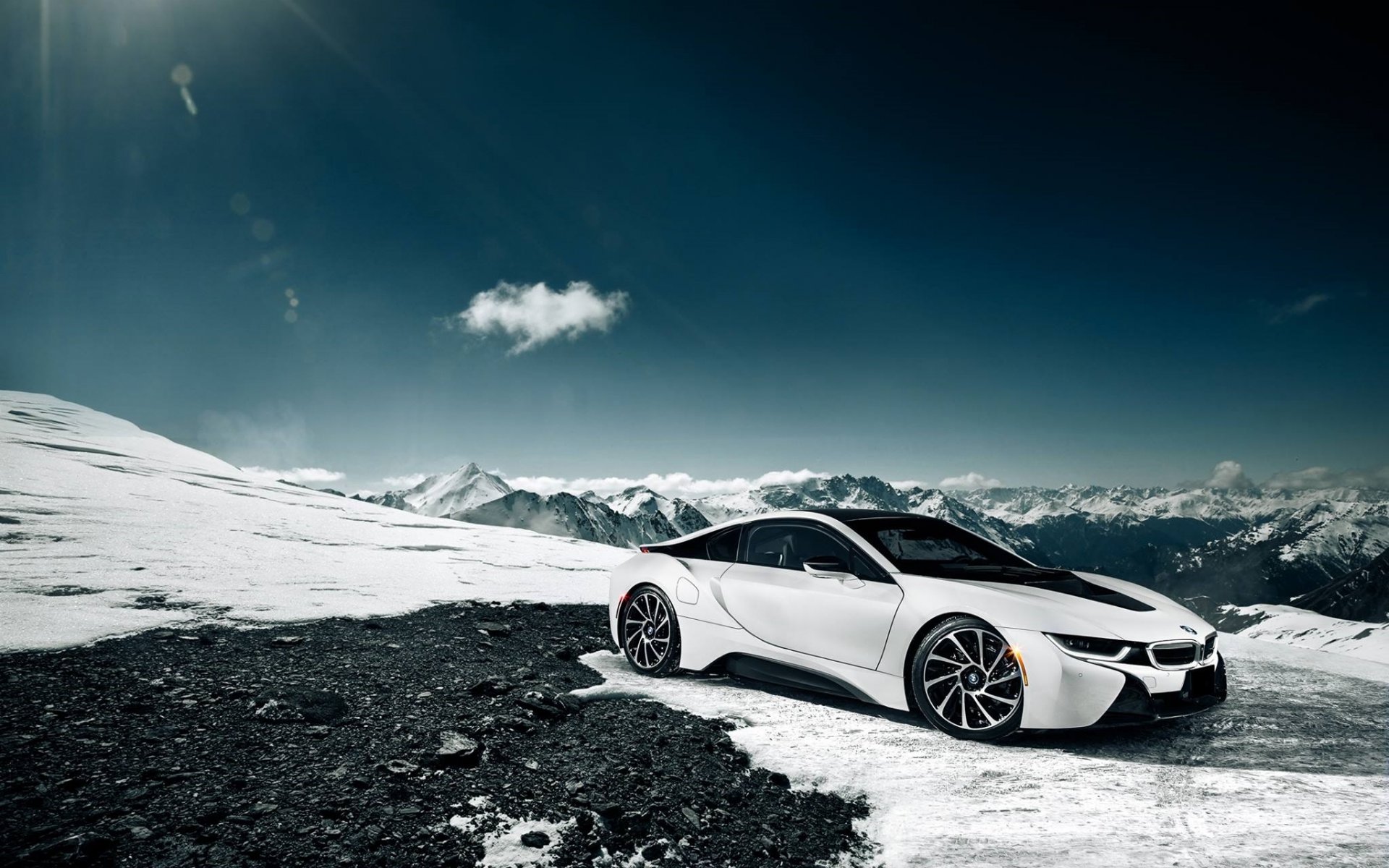 bmw i8 белый горный снег солнце небо передние